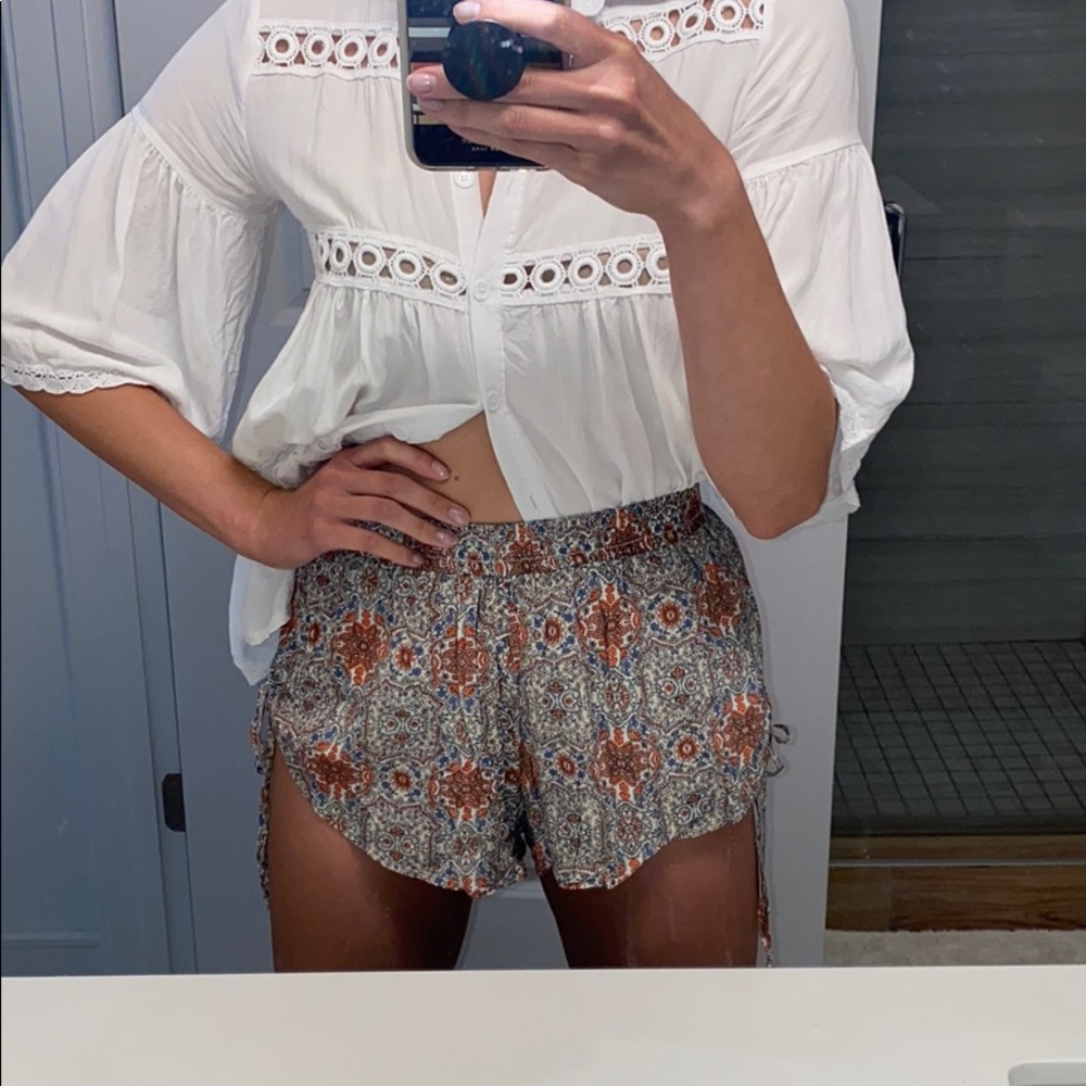 Dream State. Size small tribal shorts